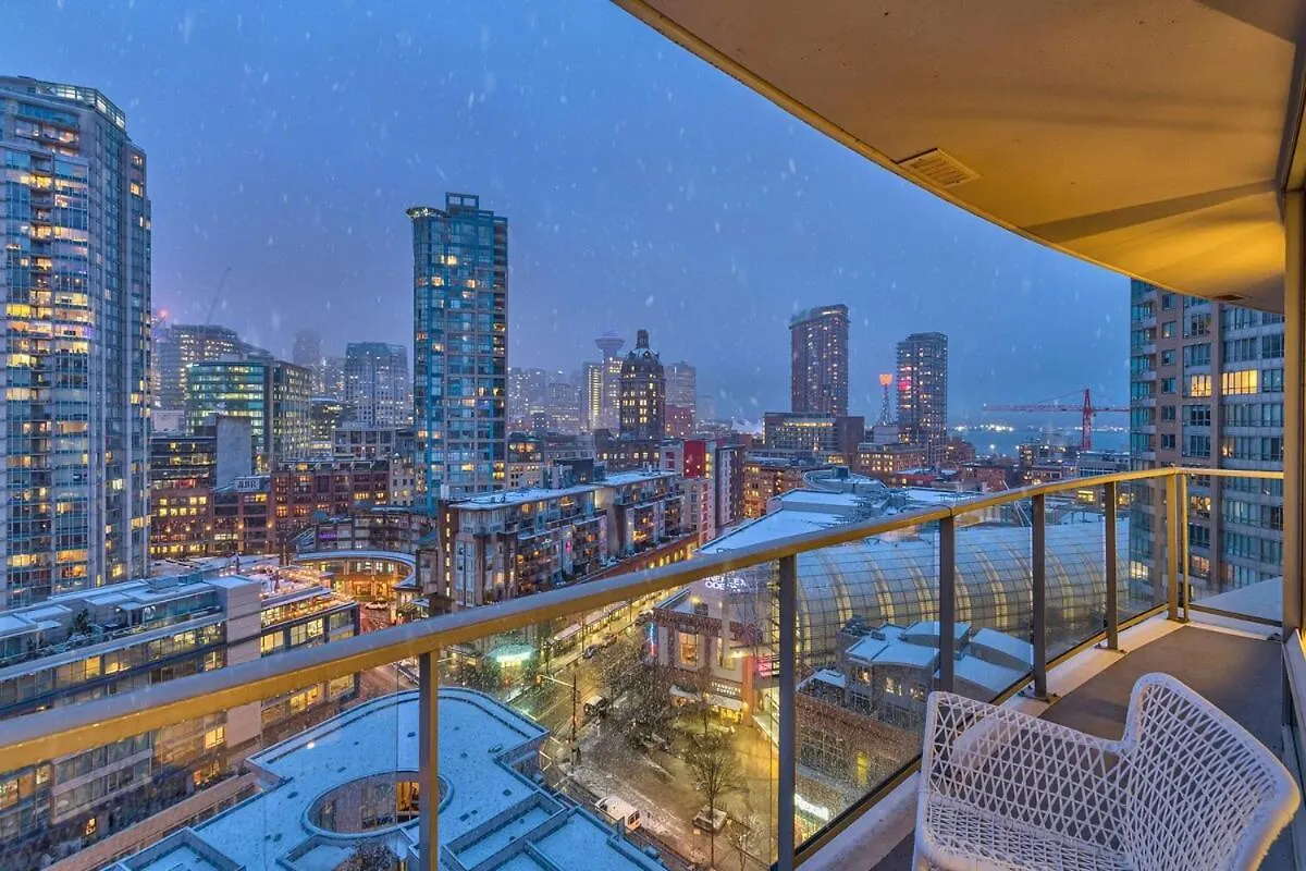 Διαμέρισμα Modern 2Br 2Ba Condo In Heart Of Βανκούβερ Καναδάς