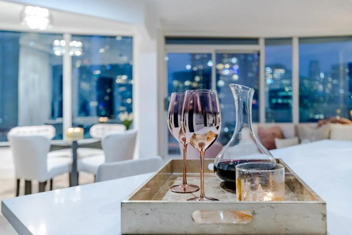 Διαμέρισμα Modern 2Br 2Ba Condo In Heart Of Βανκούβερ
