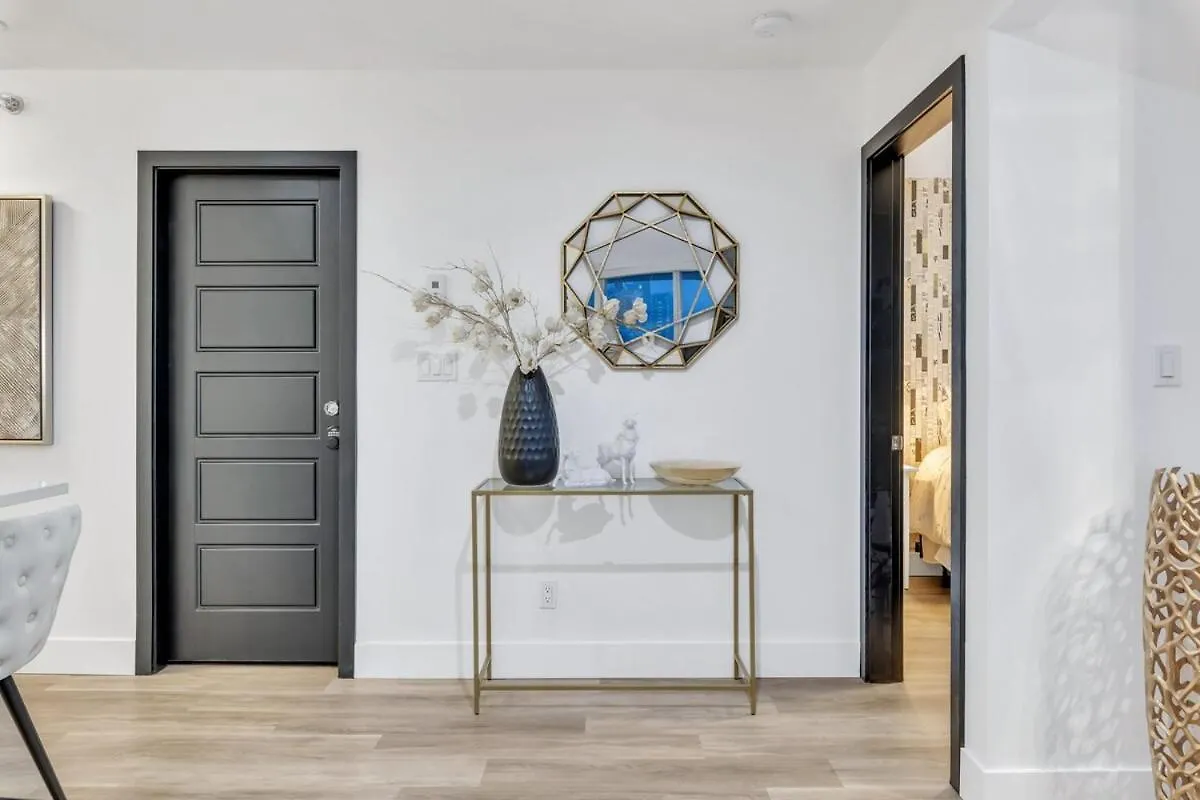 Modern 2Br 2Ba Condo In Heart Of Βανκούβερ 0*,  Καναδάς